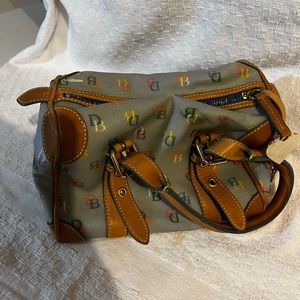Dooney & Bourke - small designer bag